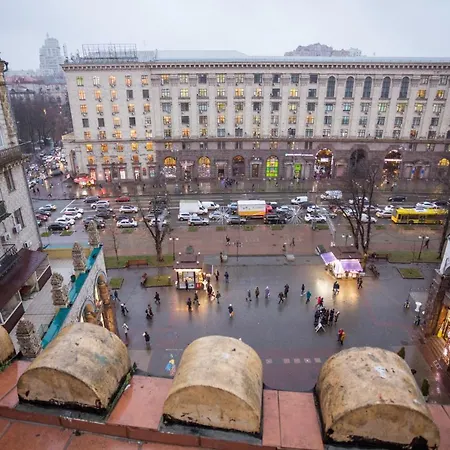 911 Khreshchatyk Aparthotel