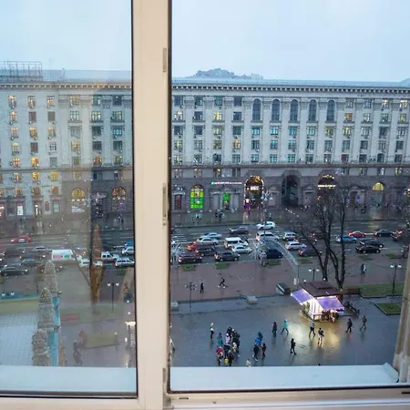 911 Khreshchatyk *